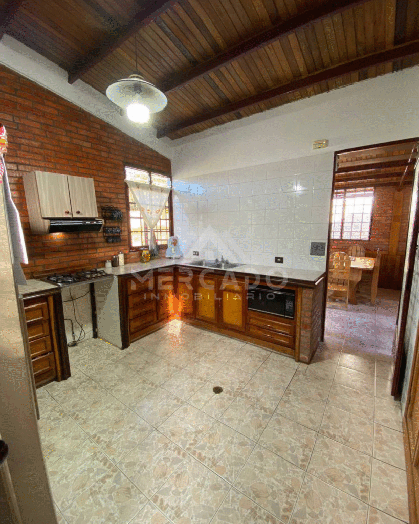 Se vende casa en los proceres Mérida Venezuela